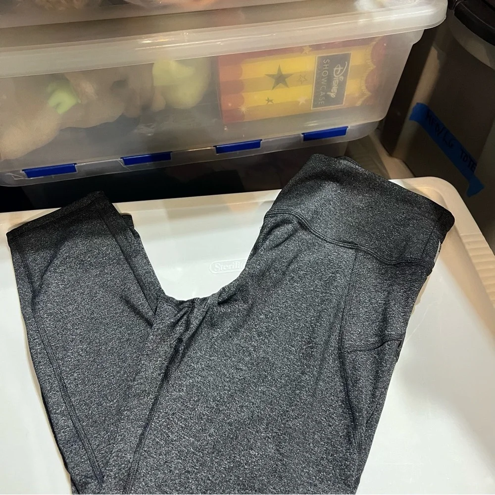 *FREE! with $9 purchase” High Waisted Capri length Leggings With Pocket